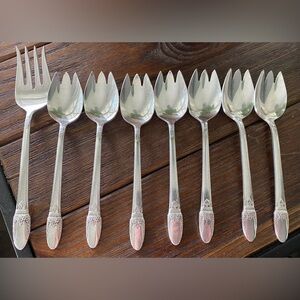 Vintage 1847 Rogers Bros SilverPlated “First Love" Pastry Sporks and fork, 8 pc